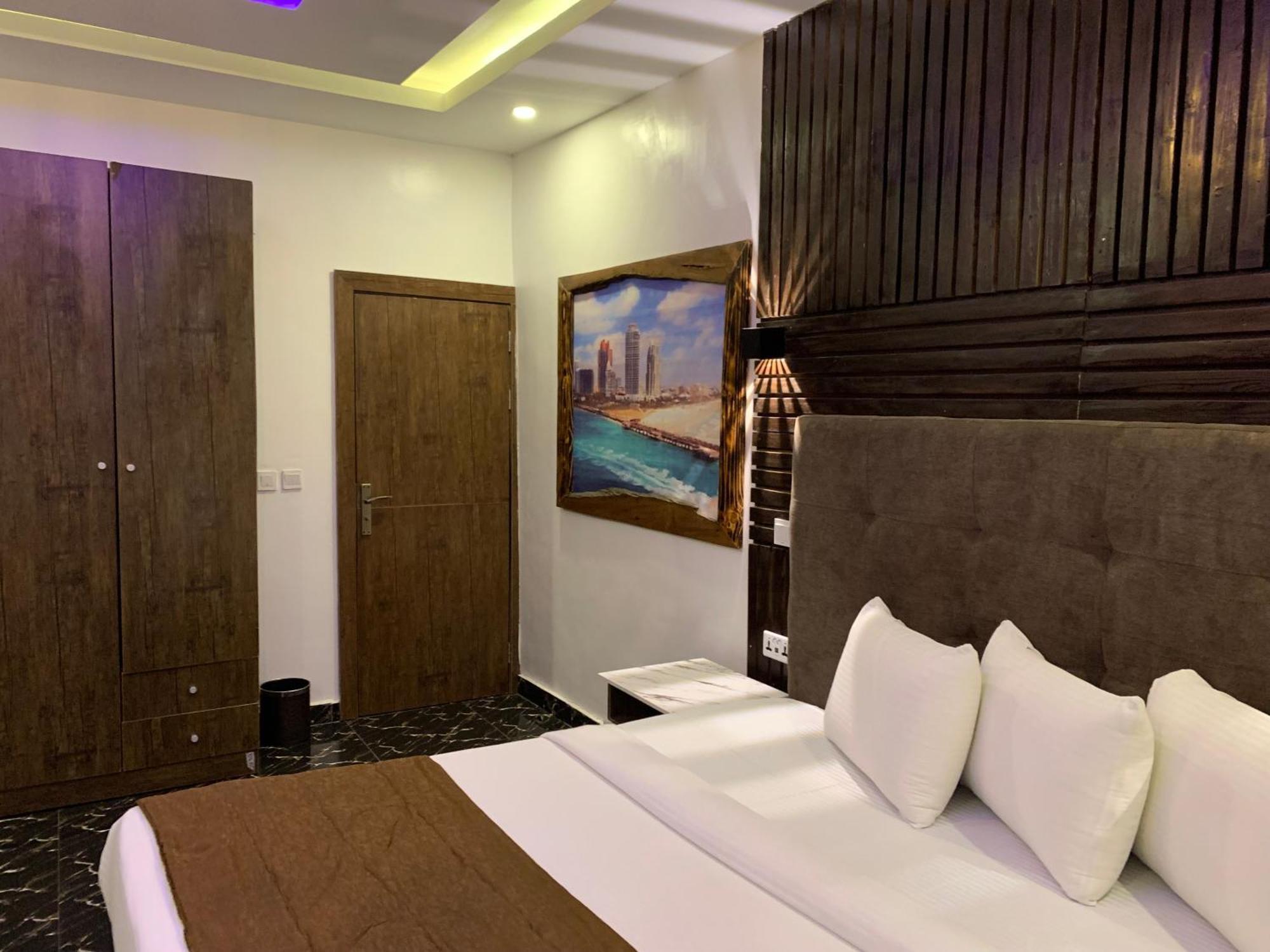 Presken Kuramo Waters Hotel Lagos Luaran gambar